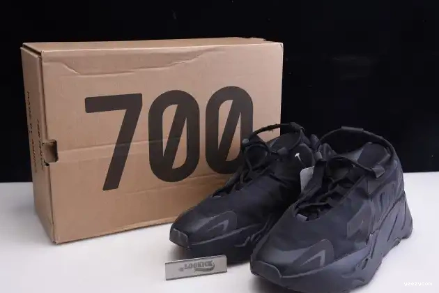 Yeezy Boost FV4440 700 Adidas Black MNVN Triple 0429